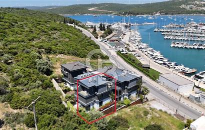 Teos Marina Karşısı 4 Katlı 3+1 Lüks Villa, Havuzlu, Manzaralı