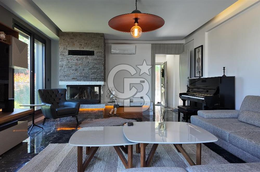 Teos Marina Karşısı 4 Katlı 3+1 Lüks Villa, Havuzlu, Manzaralı