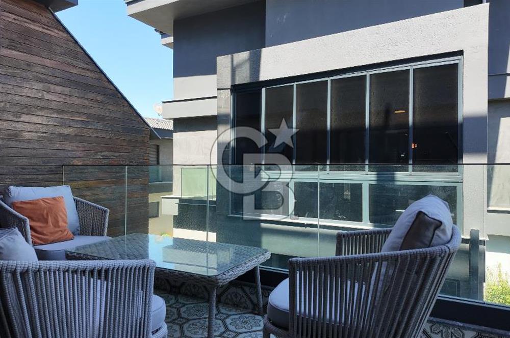 Teos Marina Karşısı 4 Katlı 3+1 Lüks Villa, Havuzlu, Manzaralı