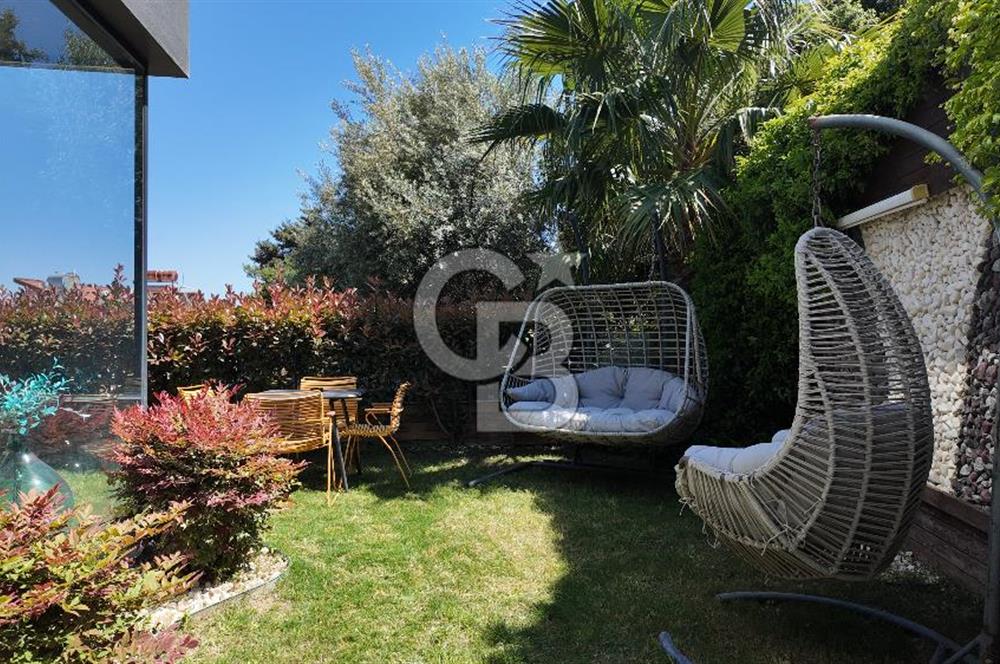 Teos Marina Karşısı 4 Katlı 3+1 Lüks Villa, Havuzlu, Manzaralı