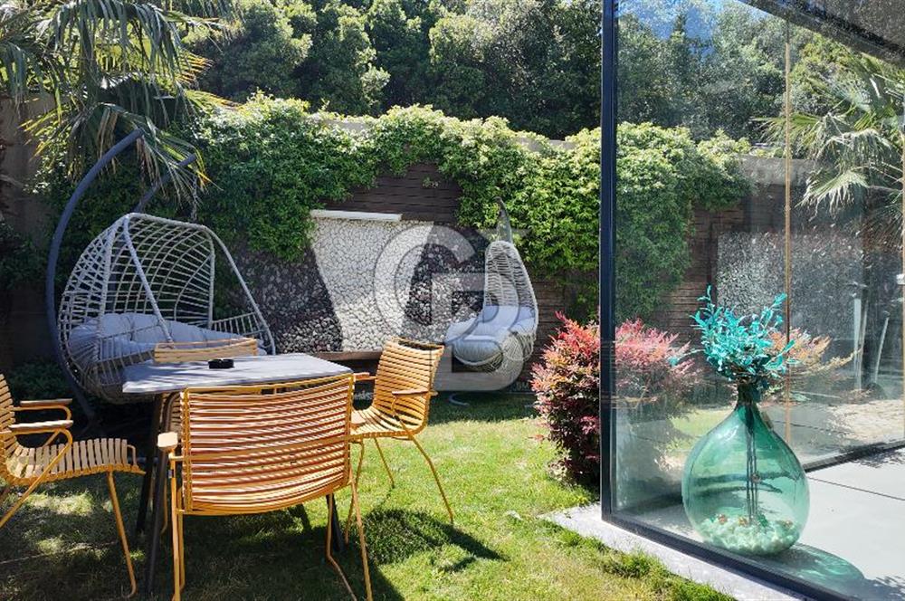 Teos Marina Karşısı 4 Katlı 3+1 Lüks Villa, Havuzlu, Manzaralı