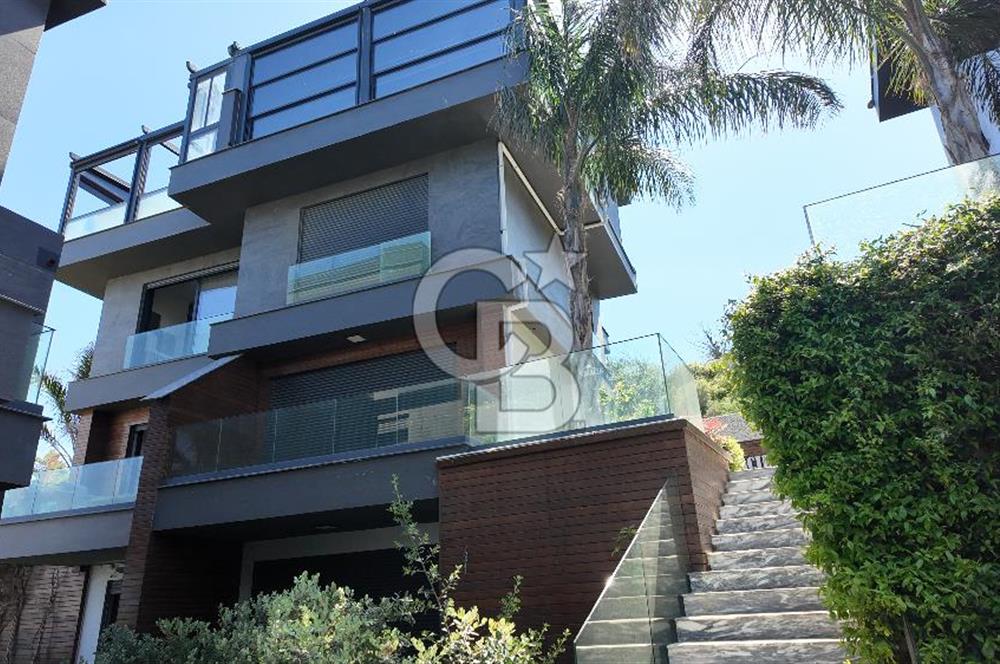 Teos Marina Karşısı 4 Katlı 3+1 Lüks Villa, Havuzlu, Manzaralı
