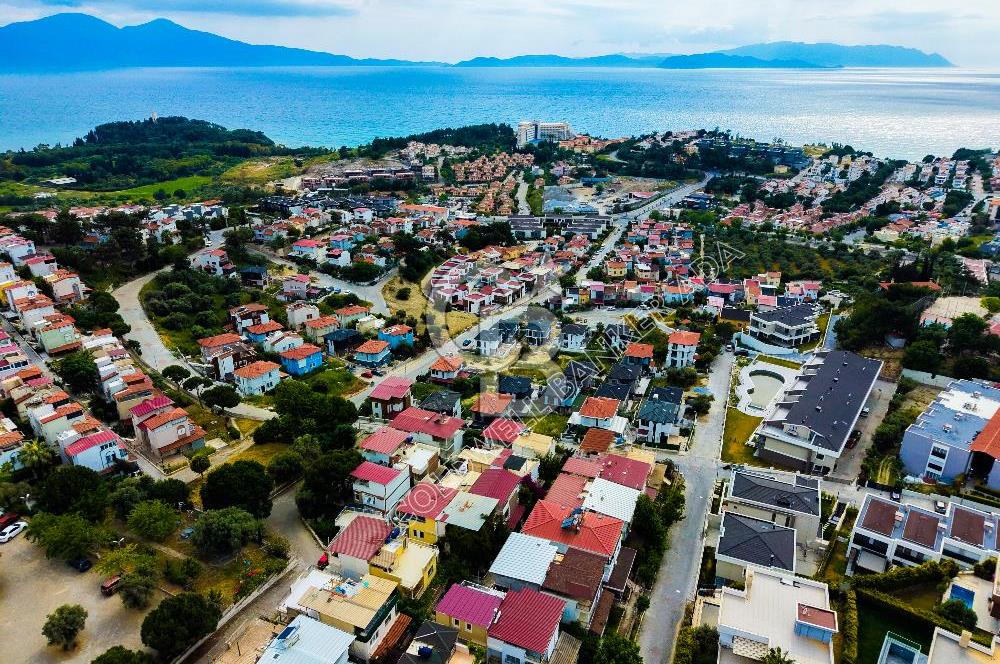 Kuşadası Kadınlar Denizi'nde Satılık 3+1 Deniz Manzaralı Villa