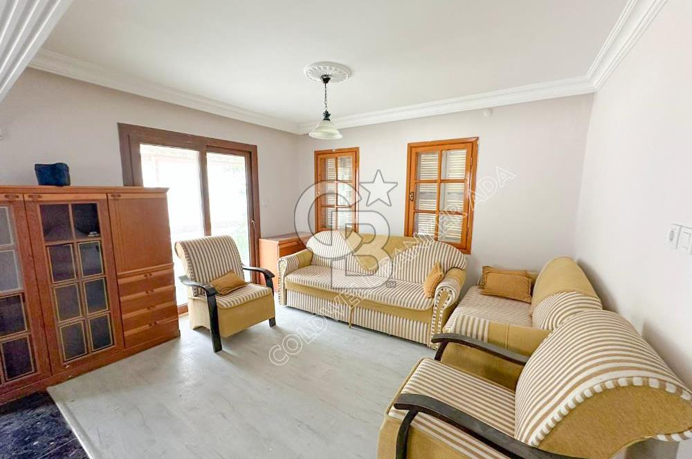 Kuşadası Kadınlar Denizi'nde Satılık 3+1 Deniz Manzaralı Villa