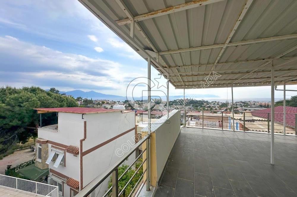 Kuşadası Kadınlar Denizi'nde Satılık 3+1 Deniz Manzaralı Villa