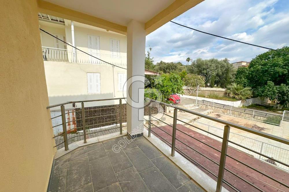 Kuşadası Kadınlar Denizi'nde Satılık 3+1 Deniz Manzaralı Villa