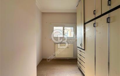 Kuşadası Kadınlar Denizi'nde Satılık 3+1 Deniz Manzaralı Villa