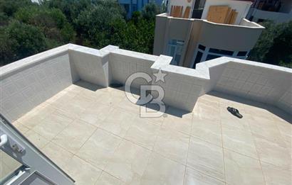 ALTINOLUK AVCILAR ALTINDA 4+1 SATILIK VİLLA