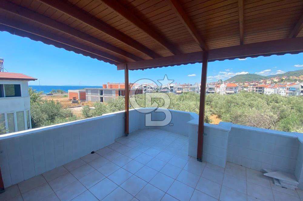 ALTINOLUK AVCILAR ALTINDA 4+1 SATILIK VİLLA