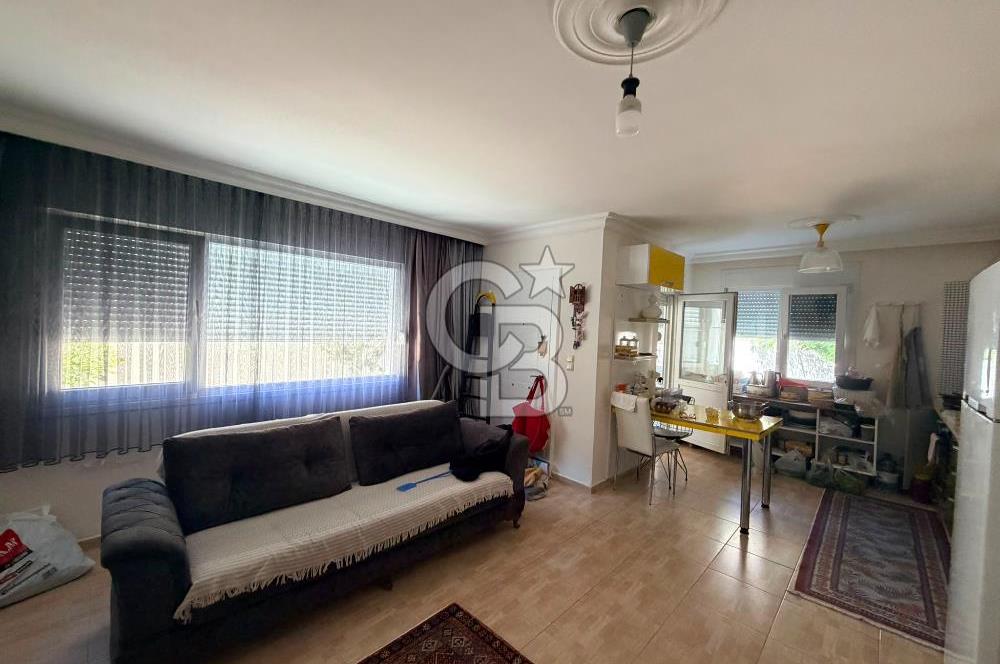 Ayvalık Sarımsaklı 2+1 Müstakil Tadında Bahçe Kullanımlı Daire