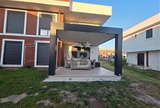 AYVALIK ALTINOVA'DA HAVUZLU SİTEDE 2+1 BAHÇE KATI DAİRE - 11 - 359985
