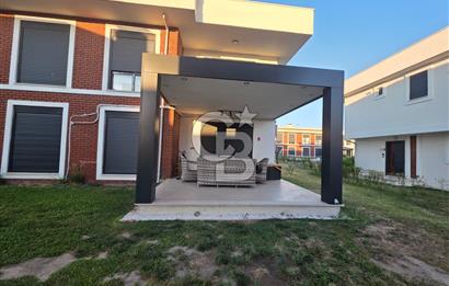 AYVALIK ALTINOVA'DA HAVUZLU SİTEDE 2+1 BAHÇE KATI DAİRE