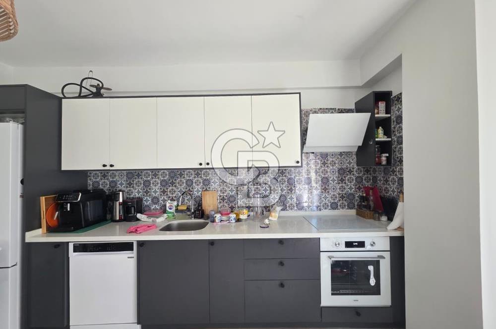 AYVALIK ALTINOVA'DA HAVUZLU SİTEDE 2+1 BAHÇE KATI DAİRE