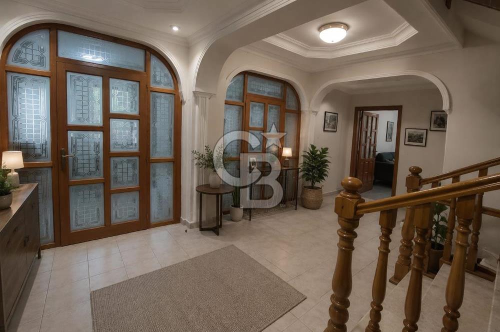 BAHÇELİEVLER 705 M2 ARSA PAYINA SAHİP SATILIK VİLLA