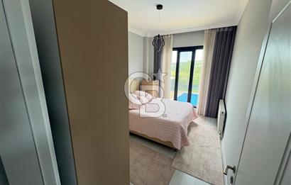 ÇATALCA ÇANAKÇA'DA 1038 M2 ARSA İÇERİSİNDE HAVUZLU EŞYALI VİLLA