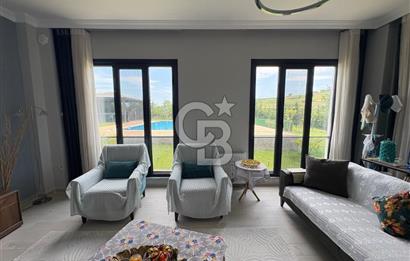 ÇATALCA ÇANAKÇA'DA 1038 M2 ARSA İÇERİSİNDE HAVUZLU EŞYALI VİLLA