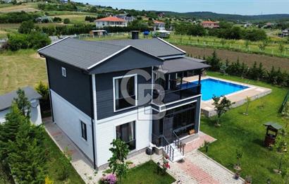 ÇATALCA ÇANAKÇA'DA 1038 M2 ARSA İÇERİSİNDE HAVUZLU EŞYALI VİLLA