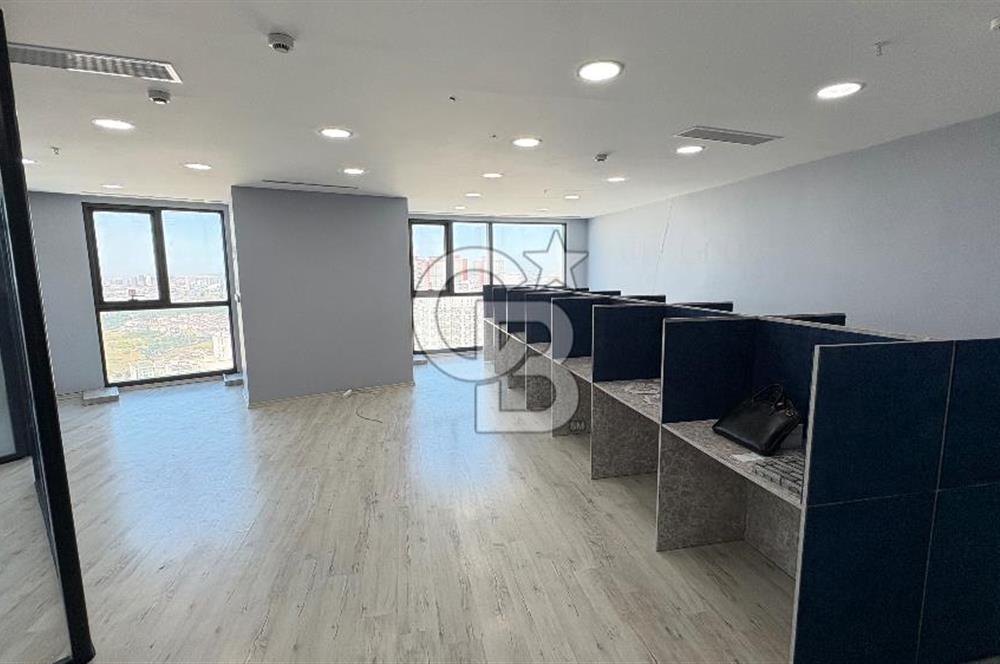 BURÇ İSTANBUL PLAZA'DA 129 M2 OFİS