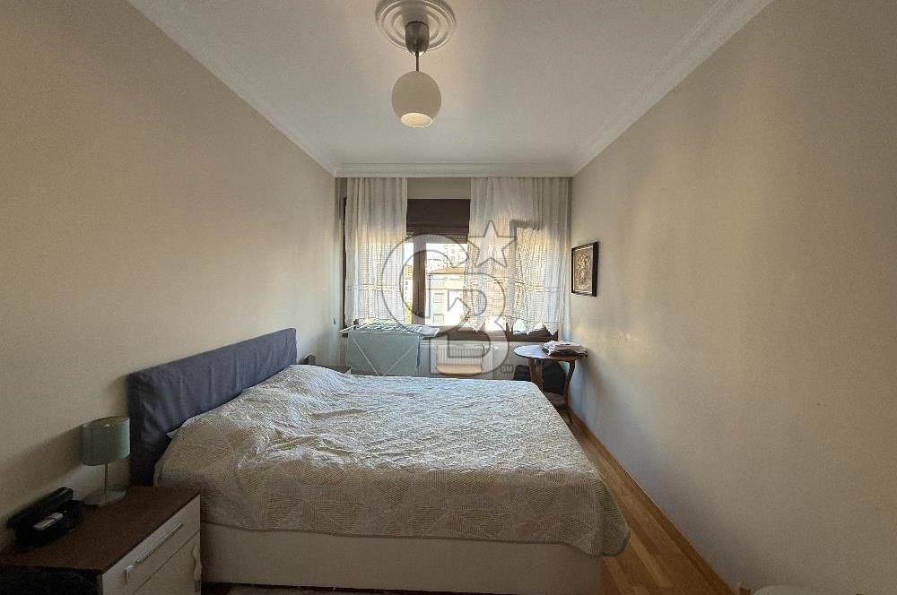 Göztepe Bağdat Caddesi Yakını Satılık 3+1 Daire Balkonlu
