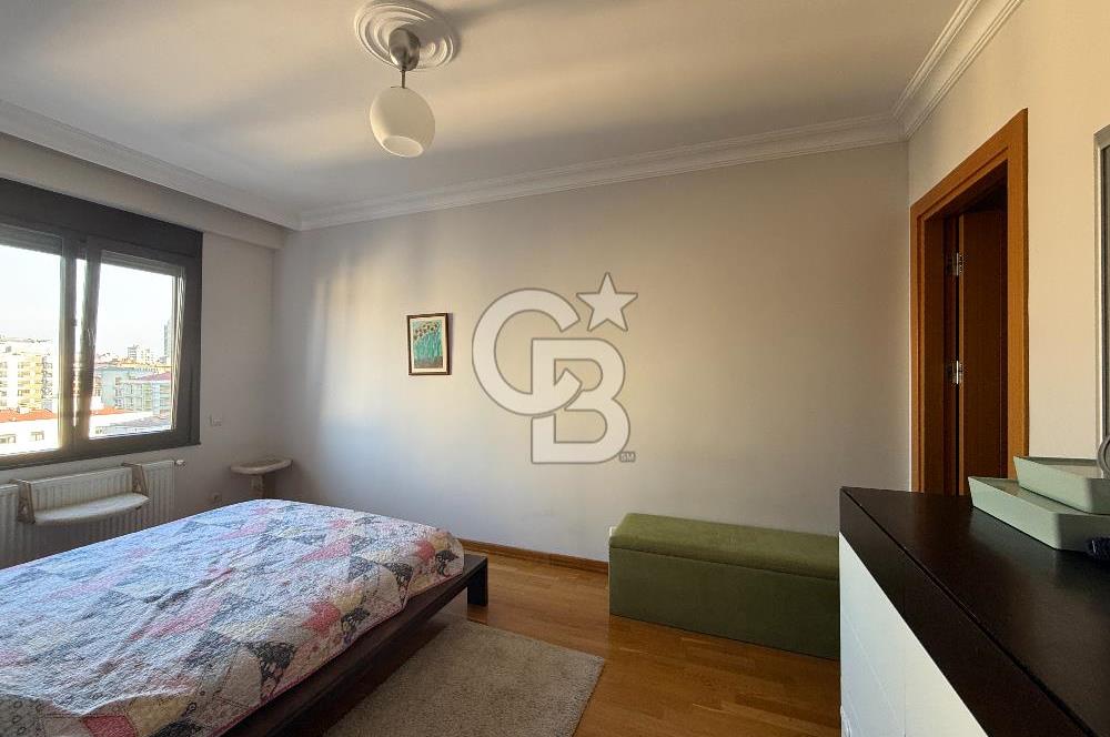 Göztepe Bağdat Caddesi Yakını Satılık 3+1 Daire Balkonlu