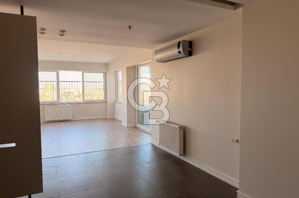 Pınar Mahallesi'nde 240 m² Geniş 4+1 Satılık Daire