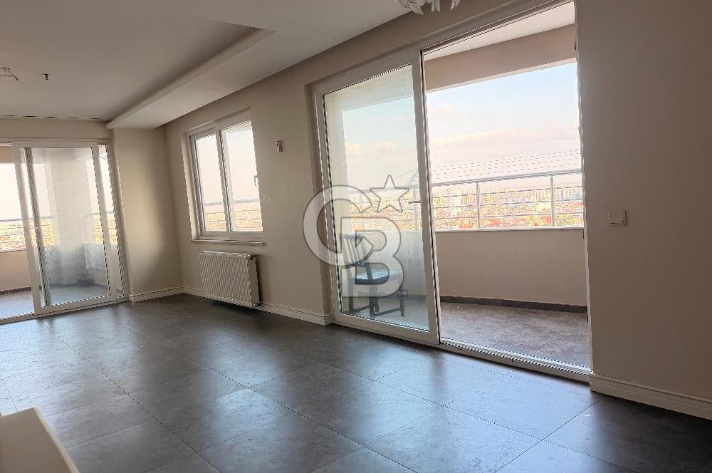 Pınar Mahallesi'nde 240 m² Geniş 4+1 Satılık Daire