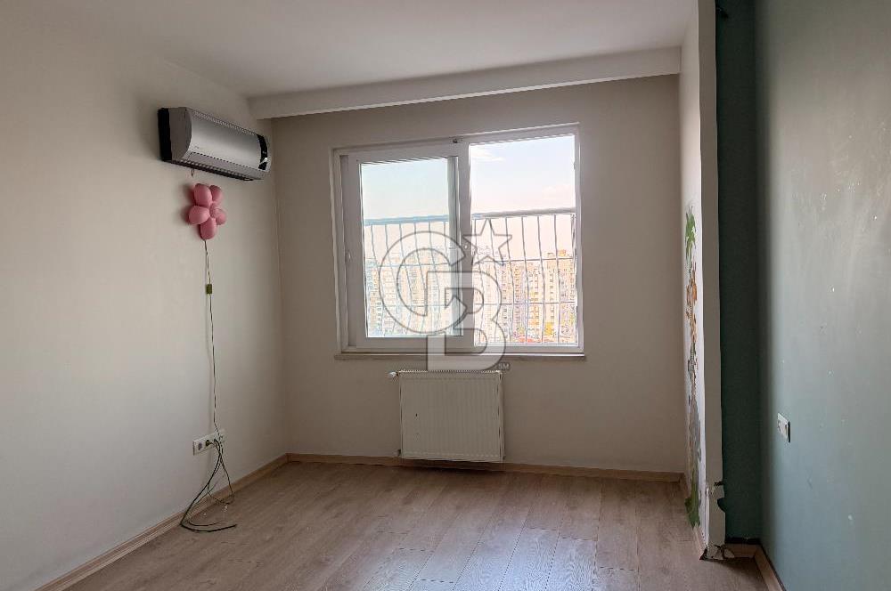 Pınar Mahallesi'nde 240 m² Geniş 4+1 Satılık Daire
