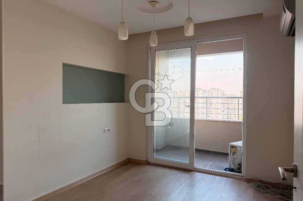 Pınar Mahallesi'nde 240 m² Geniş 4+1 Satılık Daire