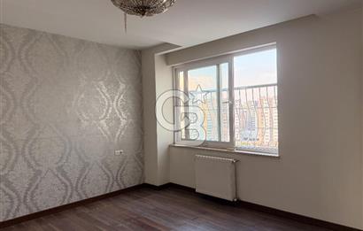 Pınar Mahallesi'nde 240 m² Geniş 4+1 Satılık Daire