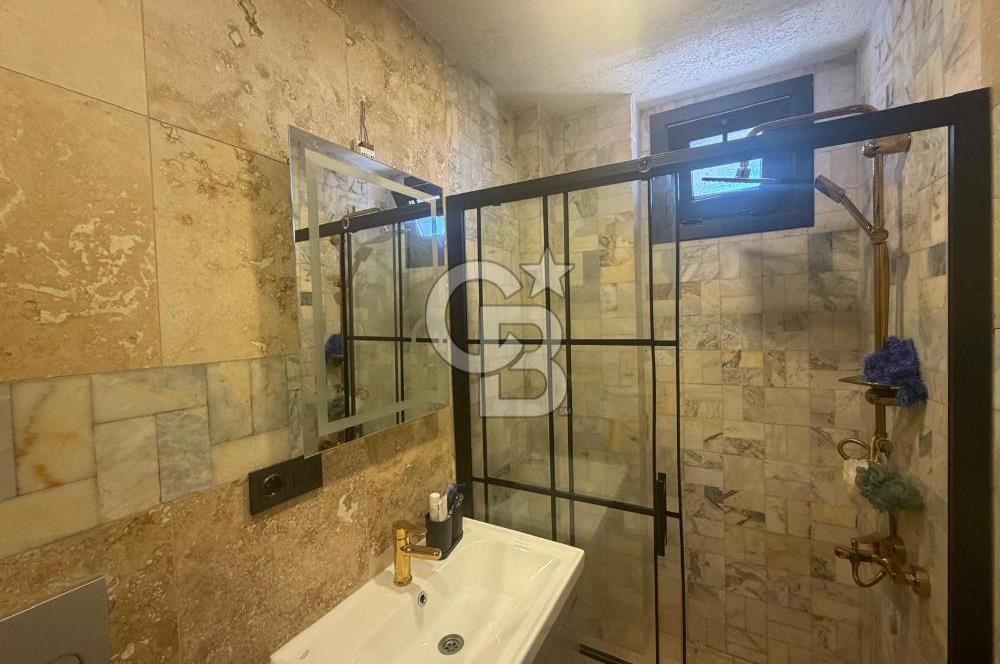 Ayvalıkta Satılık 1+1 Bahçe Katı