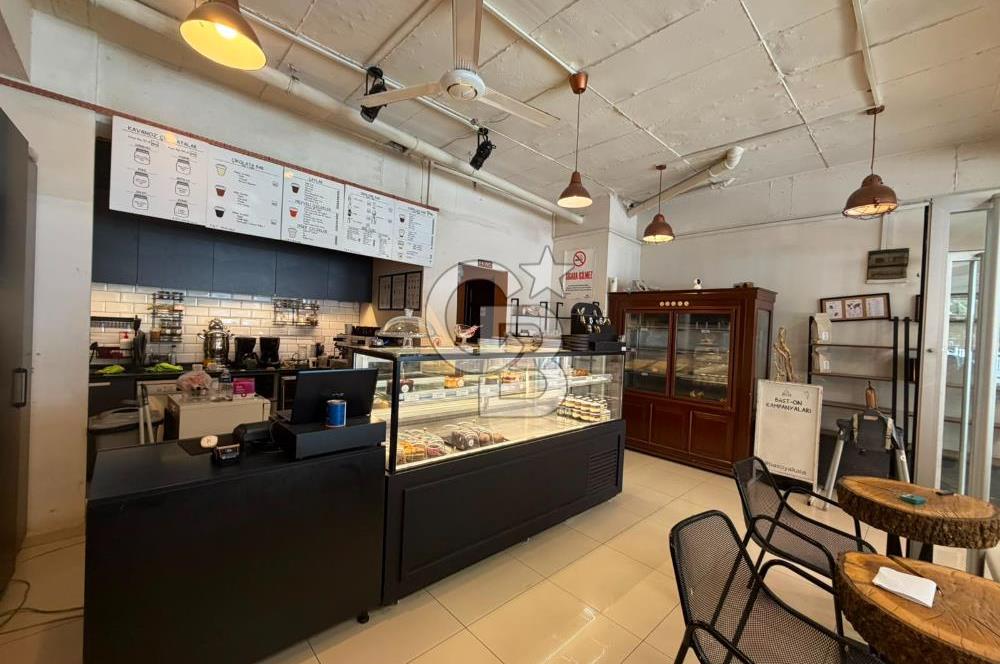 ÇİĞLİ BALATÇIK'IN İŞLEK NOKTASINDA HAZIR KURULU KAFE DEVREN