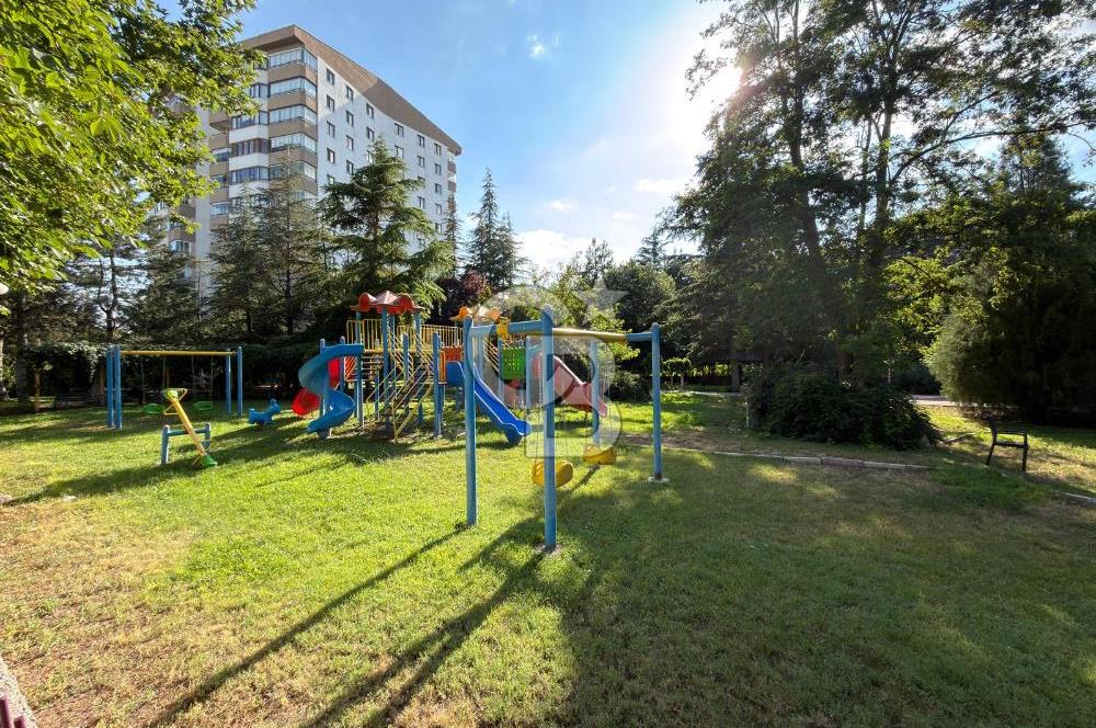 PARK CADDESİ BAK YUVAM SİTESİ SATILIK 4+1 KÖK TAPU DAİRE