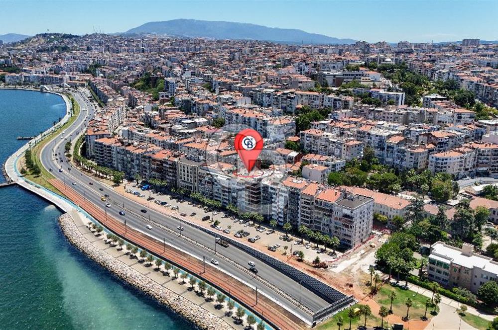 Mithatpaşa'da Eşsiz Deniz Manzaralı Satılık Yalı Dairesi