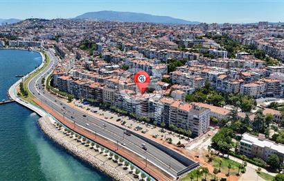 Mithatpaşa'da Eşsiz Deniz Manzaralı Satılık Yalı Dairesi
