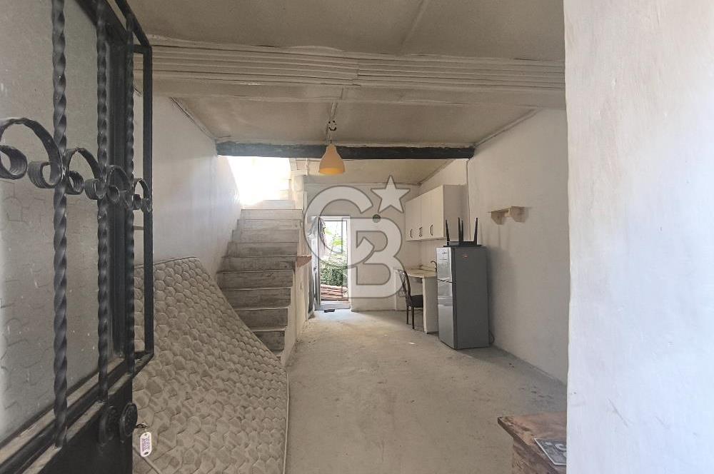 AYVALIK'IN TARİHİ DOKUSUNDA, HAYALLERİNİZDEKİ TAŞ EVİ YARATMA FIRSATI!