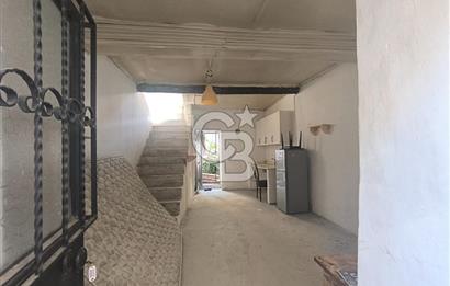 AYVALIK'IN TARİHİ DOKUSUNDA, HAYALLERİNİZDEKİ TAŞ EVİ YARATMA FIRSATI!