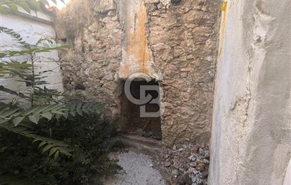 AYVALIK'IN TARİHİ DOKUSUNDA, HAYALLERİNİZDEKİ TAŞ EVİ YARATMA FIRSATI!