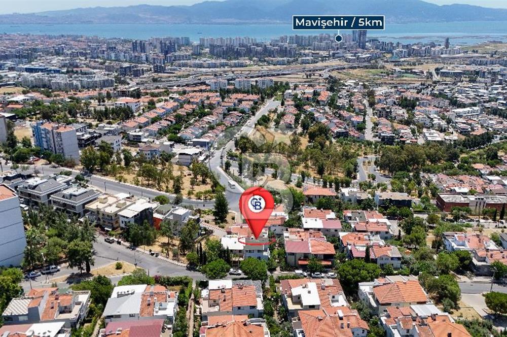 Çiğli Evka2 Bahçeli Körfez Manzaralı 4+1 Satılık Tripleks Villa
