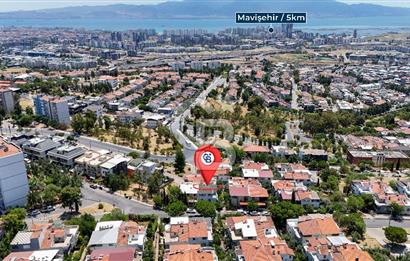 Çiğli Evka2 Bahçeli Körfez Manzaralı 4+1 Satılık Tripleks Villa
