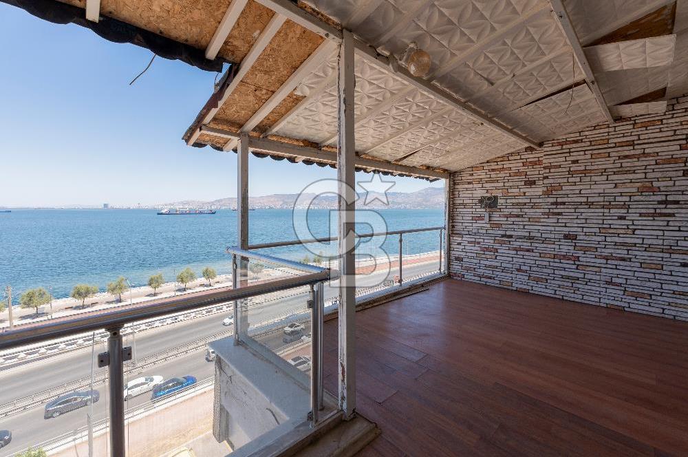 Mithatpaşa'da Eşsiz Deniz Manzaralı Satılık Yalı Dairesi