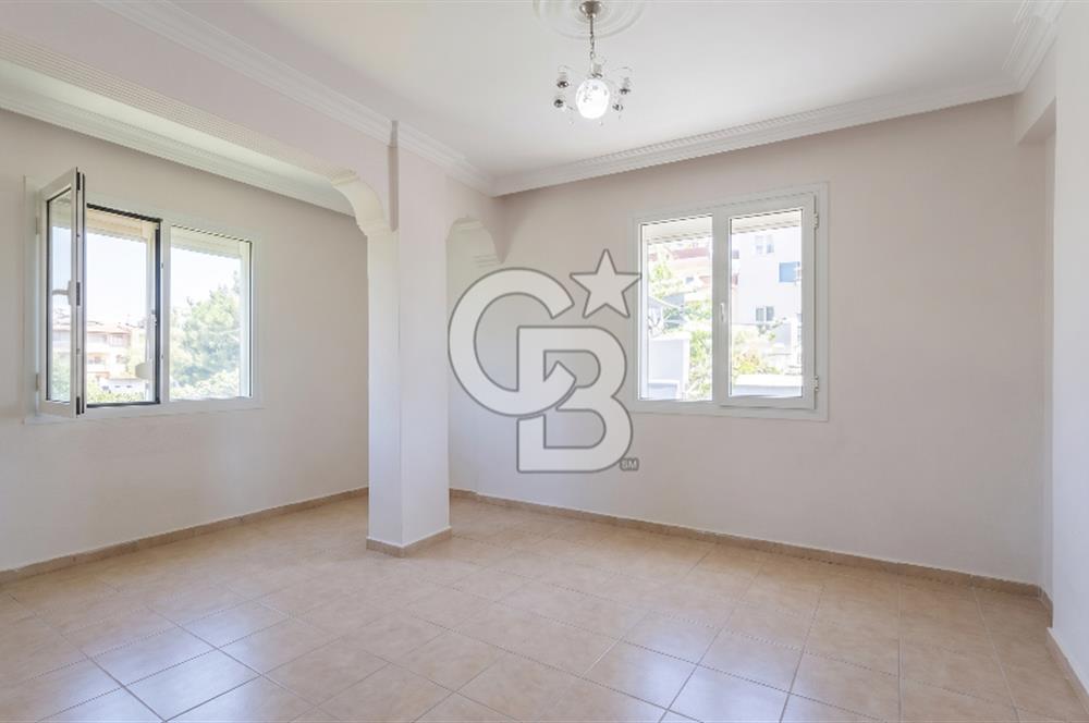 Çiğli Evka2 Bahçeli Körfez Manzaralı 4+1 Satılık Tripleks Villa