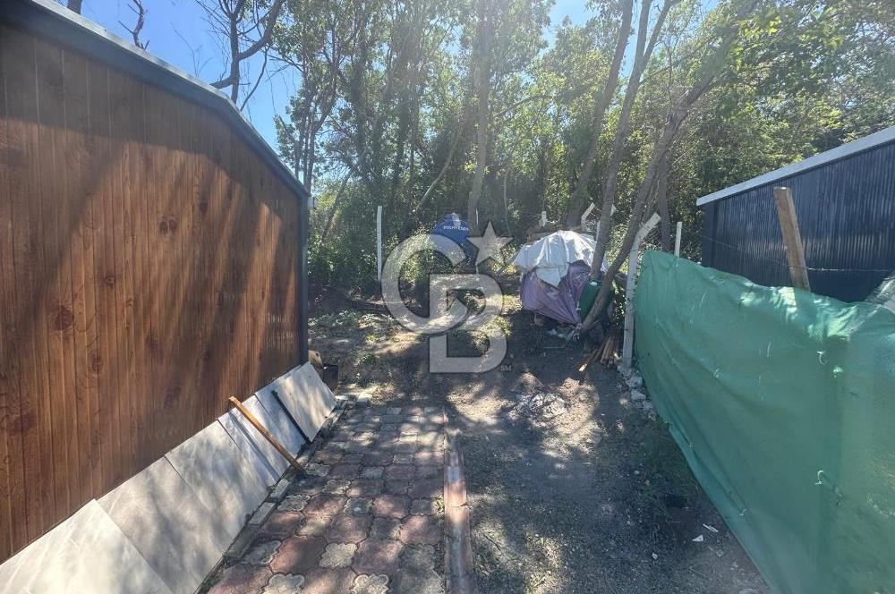 Yazlıkköy'de 300 m² | 1+1 Konteyner Evli | Resmi Yola Cepheli