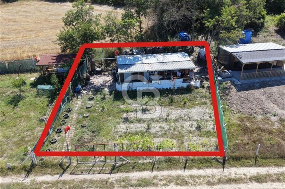 Yazlıkköy'de 300 m² | 1+1 Konteyner Evli | Resmi Yola Cepheli
