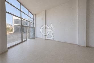 KADIKÖYDE ANA YOLA YAKIN, YÜKSEK TAVANLI, DEPOLU SATILIK DÜKKAN - 1 - 360115