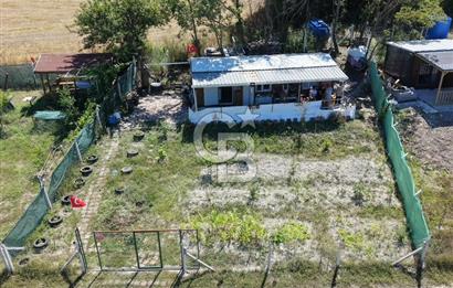 Yazlıkköy'de 300 m² | 1+1 Konteyner Evli | Resmi Yola Cepheli
