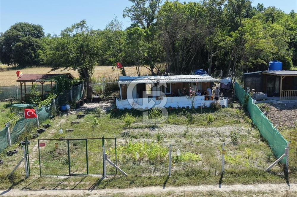 Yazlıkköy'de 300 m² | 1+1 Konteyner Evli | Resmi Yola Cepheli