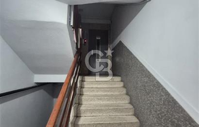 KOLEJ SERVİ SOKAKTA SATILIK 115 M2 3+1 DAİRE