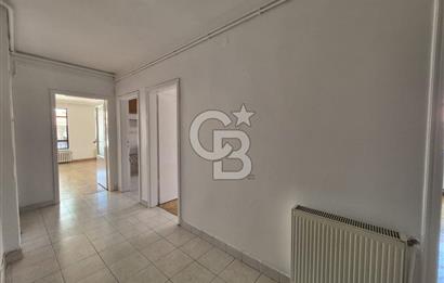 KOLEJ SERVİ SOKAKTA SATILIK 115 M2 3+1 DAİRE