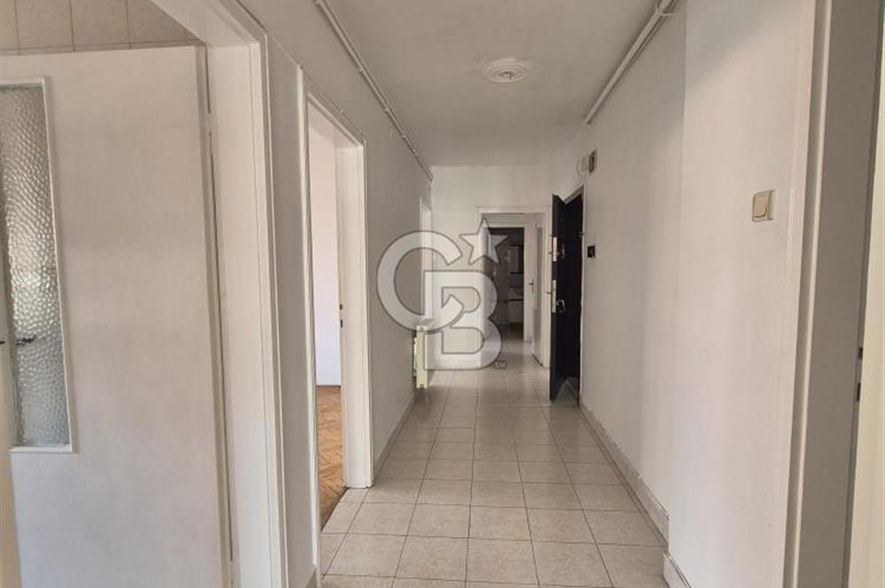KOLEJ SERVİ SOKAKTA SATILIK 115 M2 3+1 DAİRE