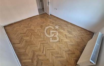 KOLEJ SERVİ SOKAKTA SATILIK 115 M2 3+1 DAİRE